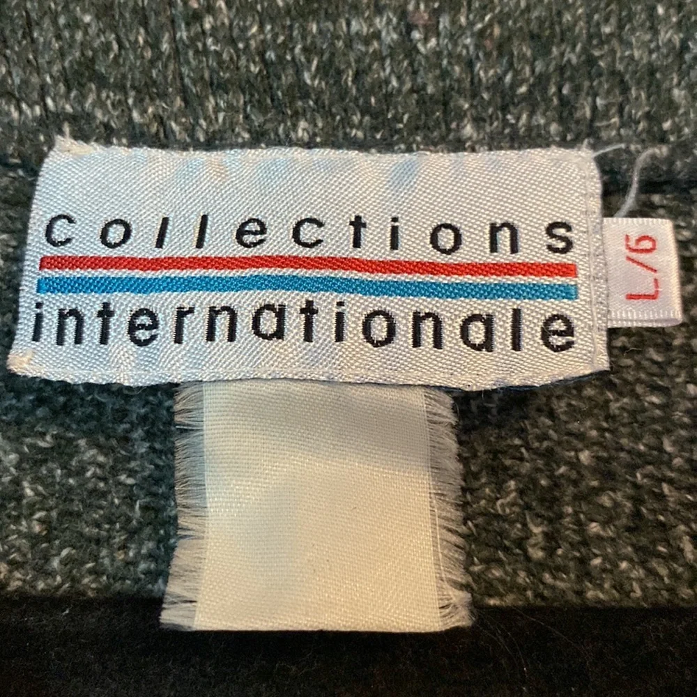 Vintage Collections Internationale henley knit - Picture 2 of 7
